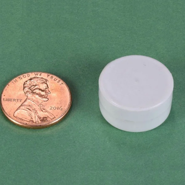 Ø3/4'' x 3/8'' waterproof neodymium disc magnets with plastic coating
